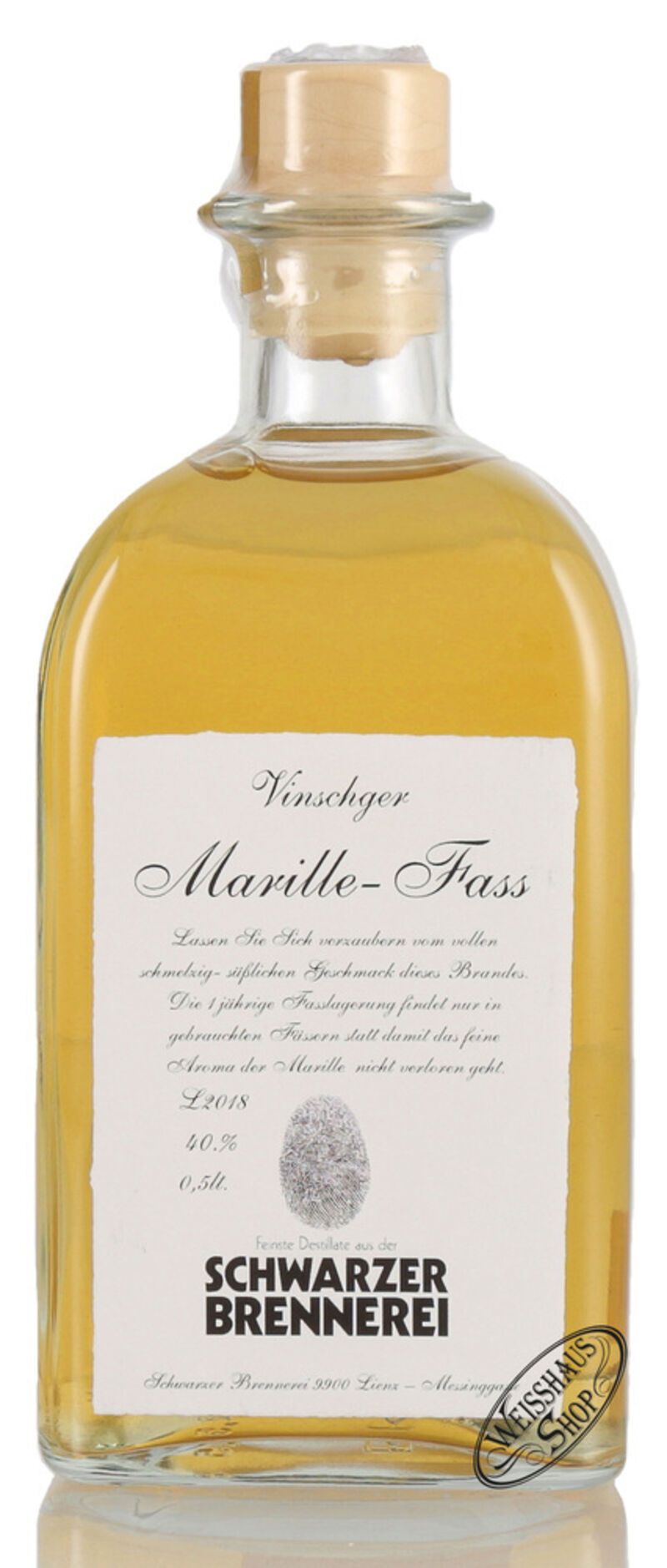 Schwarzer Marillenedelbrand vom Fass 40% vol. 0,50l Schwarzer Marillenedelbrand vom Fass 40% vol. 0,50l
