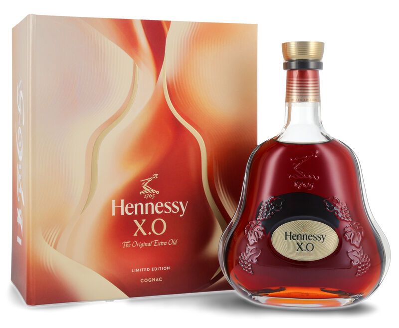 Hennessy XO Cognac Geschenk-Set 40 % vol. 0,70l Hennessy XO Cognac Geschenk-Set 40 % vol. 0,70l