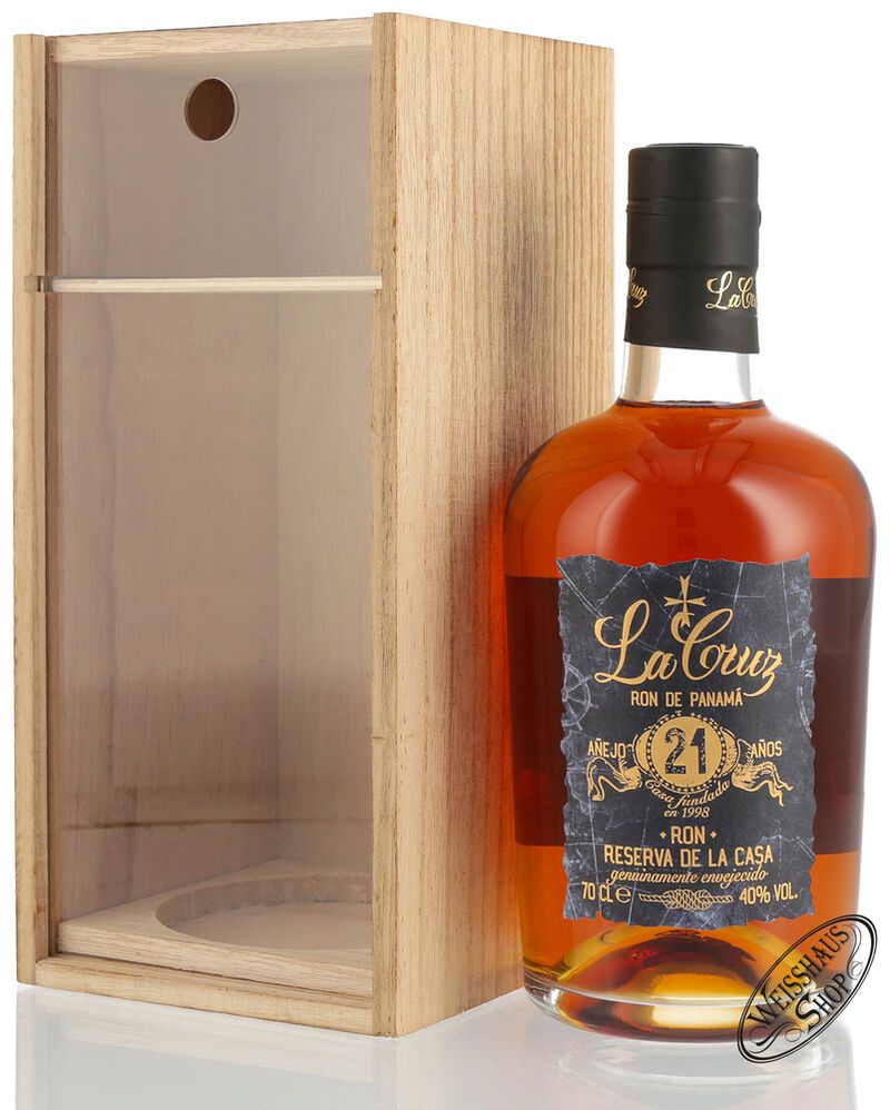La Cruz Ron de Panama 21 YO Rum 40% vol. 0,70l La Cruz Ron de Panama 21 YO Rum 40% vol. 0,70l