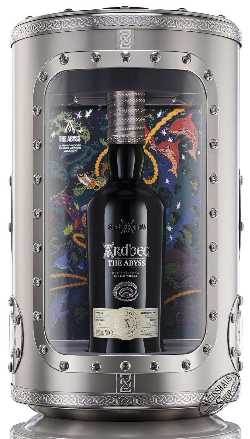 Ardbeg 35 YO The Abyss Vintage 1989 Islay Whisky 48,4% vol. 0,70l Ardbeg 35 YO The Abyss Vintage 1989 Islay Whisky 48,4% vol. 0,70l