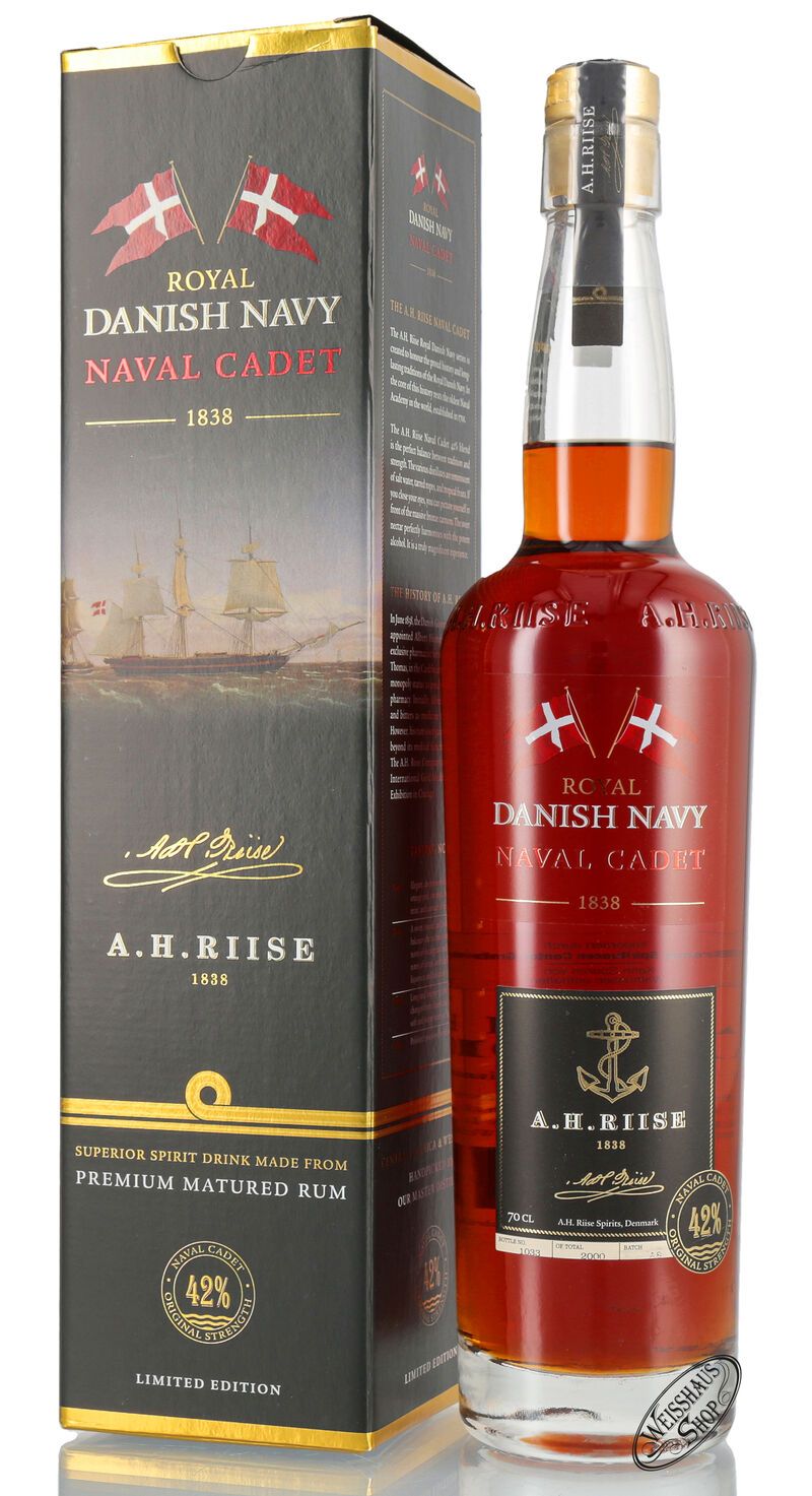 A.H. Riise Royal Danish Navy Naval Cadet 42% vol. 0,70l A.H. Riise Royal Danish Navy Naval Cadet 42% vol. 0,70l