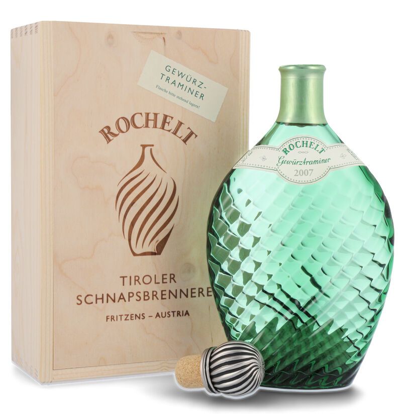 Rochelt Gewürztraminer 50% vol. 0,35l Rochelt Gewürztraminer 50% vol. 0,35l