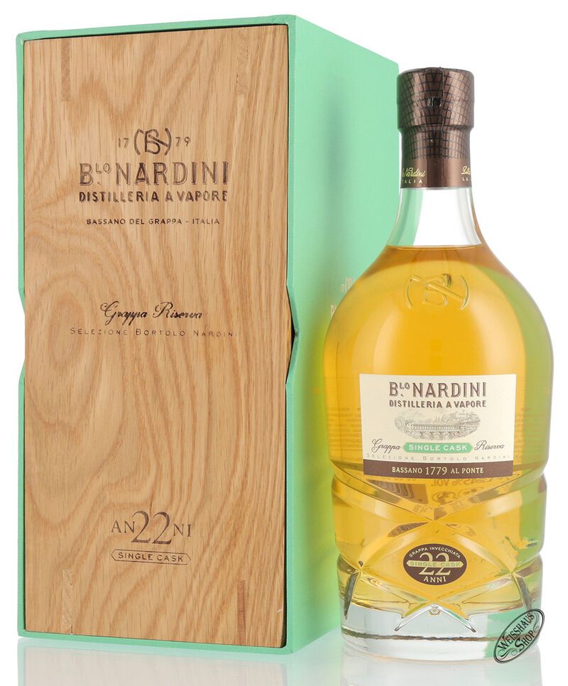 Nardini Grappa Riserva 22 YO Single Cask Geschenk-Box 45% vol. 0,70l Nardini Grappa Riserva 22 YO Single Cask Geschenk-Box 45% vol. 0,70l