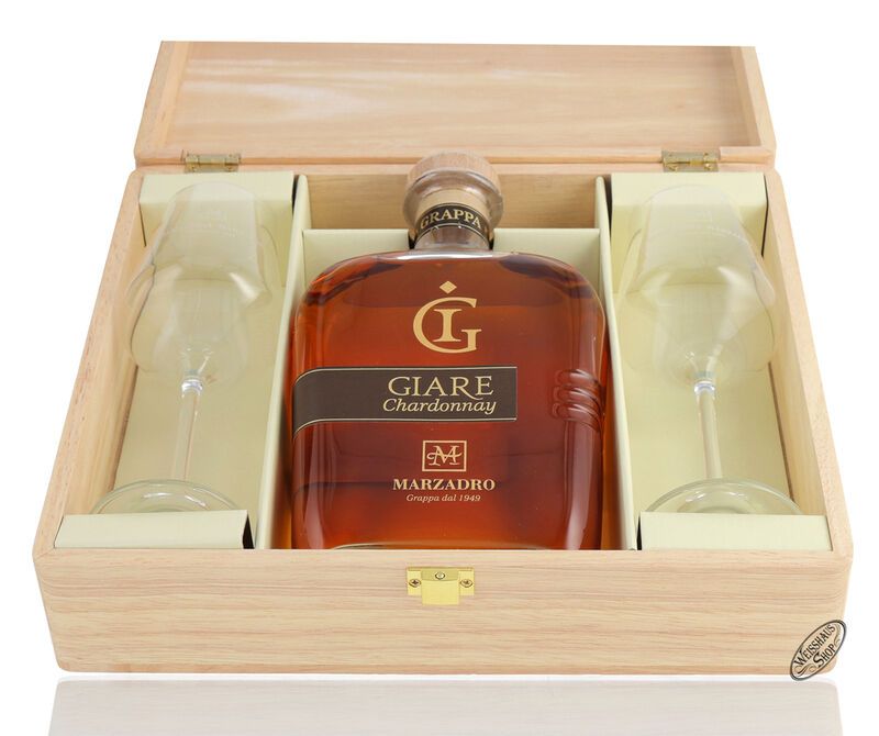Marzadro Grappa Le Giare Chardonnay mit 2 Gläsern 45% vol. 0,70l Marzadro Grappa Le Giare Chardonnay mit 2 Gläsern 45% vol. 0,70l