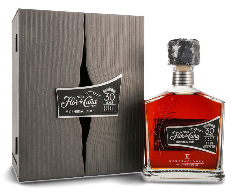 Flor de Cana 30 YO Single Barrel Rum Geschenk-Set 45% vol. 0,70l Flor de Cana 30 YO Single Barrel Rum Geschenk-Set 45% vol. 0,70l