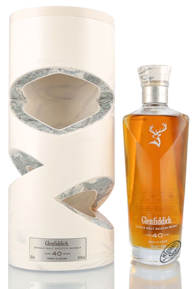 Glenfiddich 40 YO Time Series Whisky 44,6% vol. 0,70l Glenfiddich 40 YO Time Series Whisky 44,6% vol. 0,70l