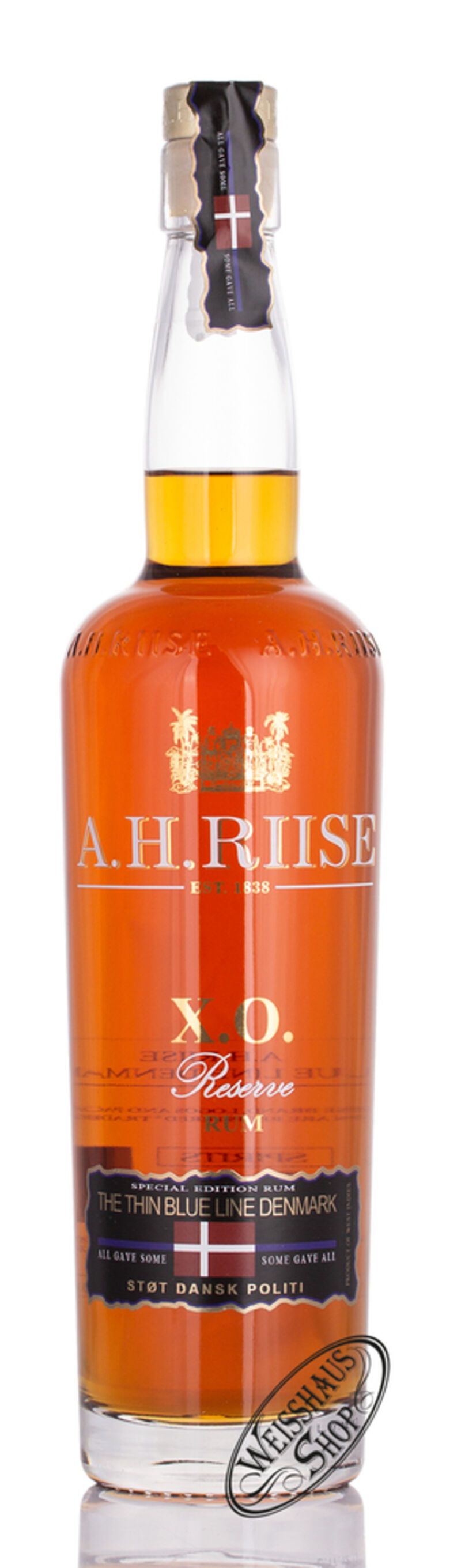 A.H. Riise XO The Thin Blue Line Denmark 40% vol. 0,70l A.H. Riise XO The Thin Blue Line Denmark 40% vol. 0,70l